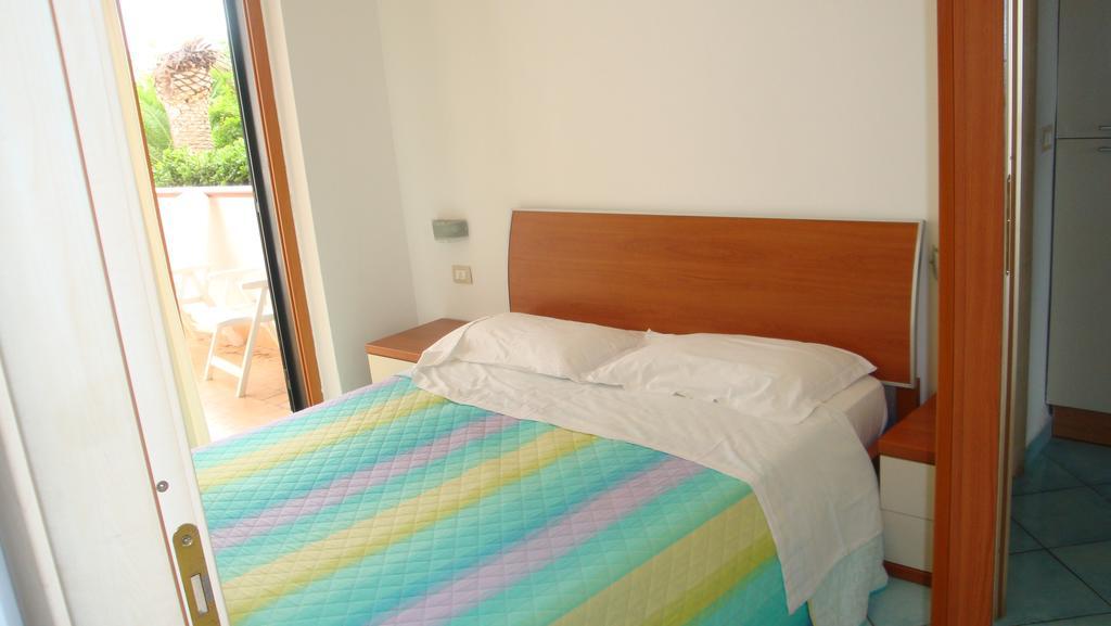 Ischia Uno Residence Forio di Ischia Habitación foto